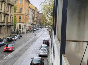 Flat up to 6 people in the center of Turin.